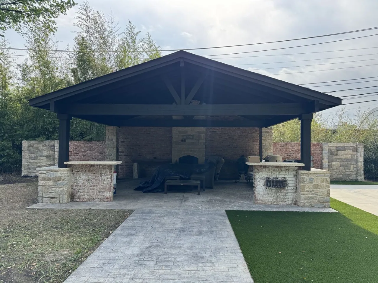 Outdoor pavilion and entertaining space
